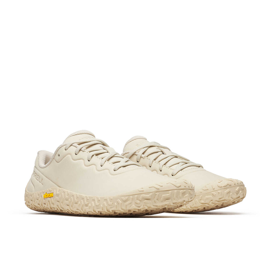 dames vapor glove 6 leren blotevoetschoenen in eierschaalkleur
