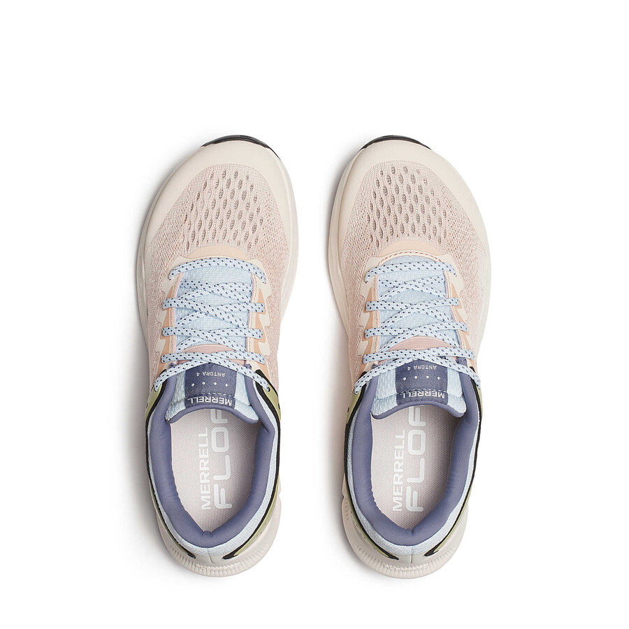 antora 4 trailrunningschoenen voor dames in de kleuren pink saltice blue.